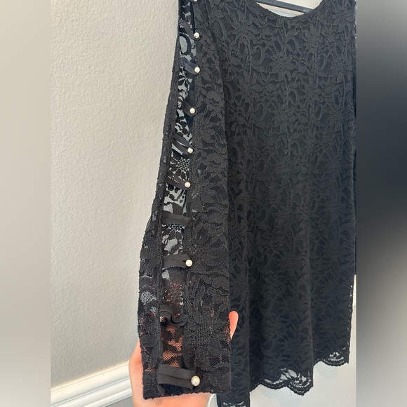 Jump Apparel black lace Pearl sleeve dress - Picture 5 of 8